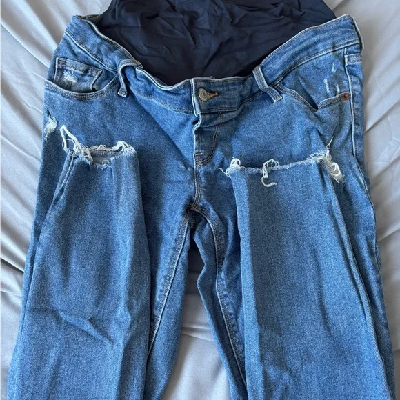 Old Navy Women's maternity Blue Ripped Skinny Jeans - Picture 3 of 6